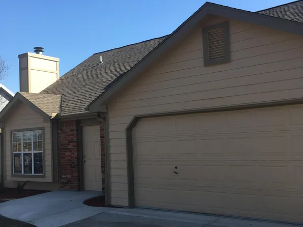4825 W 24th St, Lawrence, KS 66047