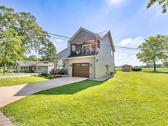 5th image of 9666 Eastwood Dr