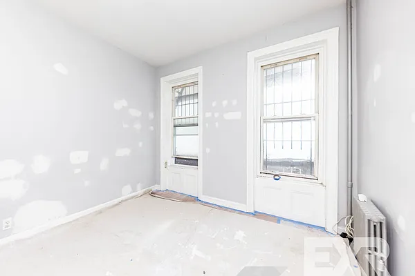 Rented by EXR | media 3