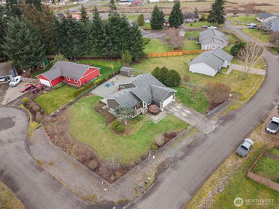 3rd image of 8634 Sweet Clover Drive SE
