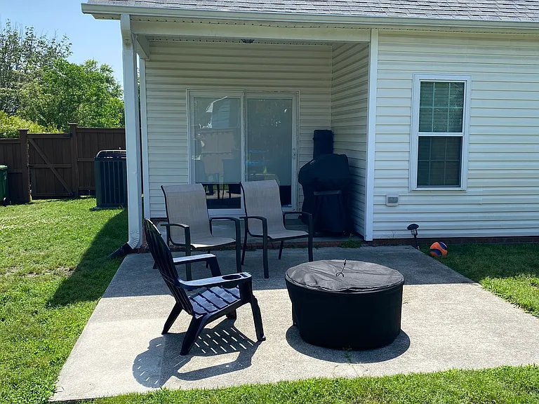 1418 Wagon Ct — Photo 44
