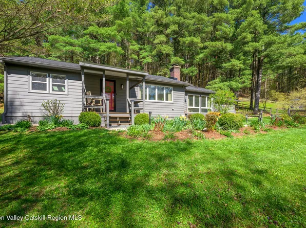 709 New Concord Road, East Chatham, NY 12060