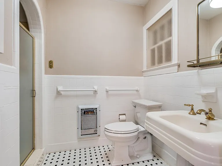 6933 Westlake Ave — Photo 10