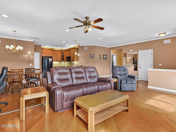 5th image of 2 Winkle Court