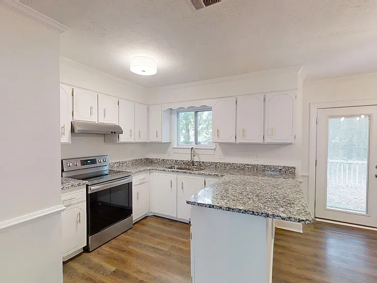 4139 Fair Oaks Rd — Photo 6
