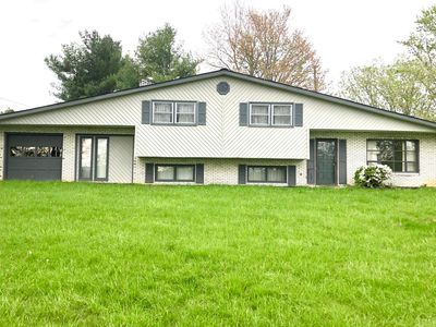 1895 Mud Pike Rd, Christiansburg, VA, 24073