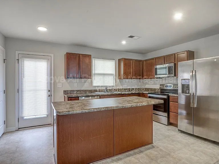 1026 Bent Willow Dr — Photo 11