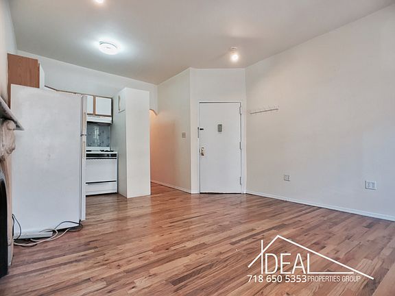 4th image of 234 5th Ave APT 2A