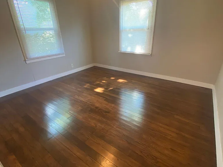 4430 Primrose Ave — Photo 7