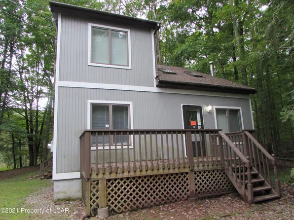 223 Snow Valley Dr, Drums, PA 18222