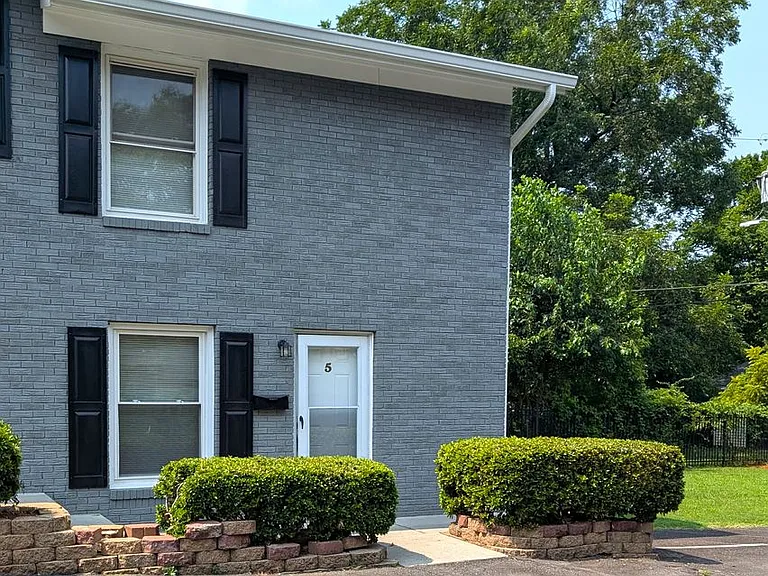 311 Skyland Ave #5 — Photo 1