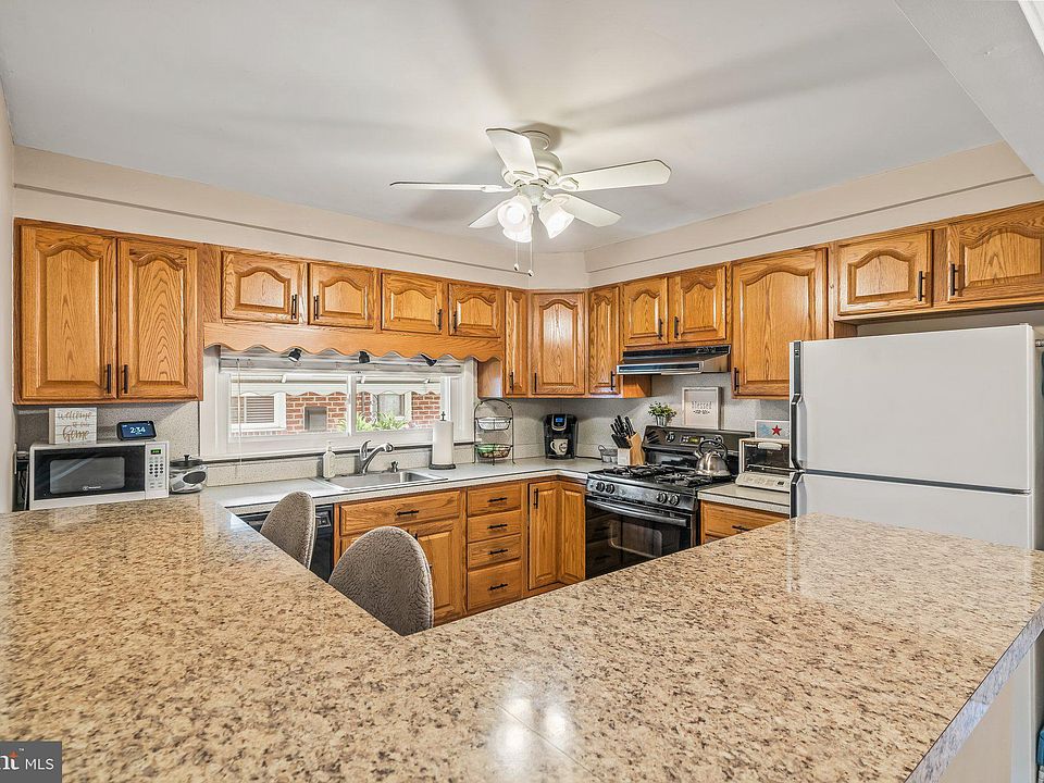8925 Calvert St, Philadelphia, PA 19152 Zillow