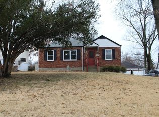 3459 Eastridge Ln, Saint Ann, MO 63074