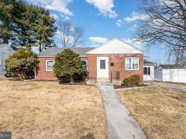 1320 Carlisle Rd, Camp Hill, PA 17011