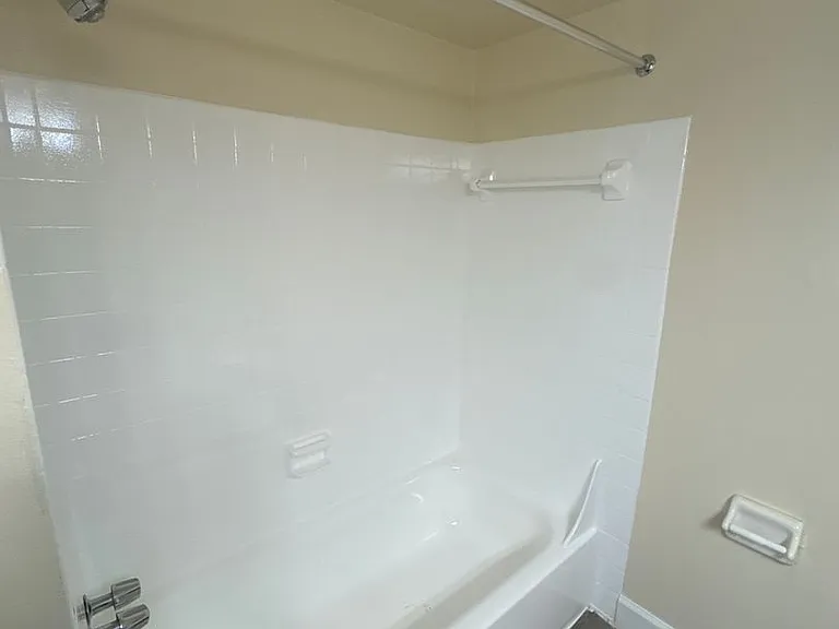 3331 Hewitt Ave #1 — Photo 110