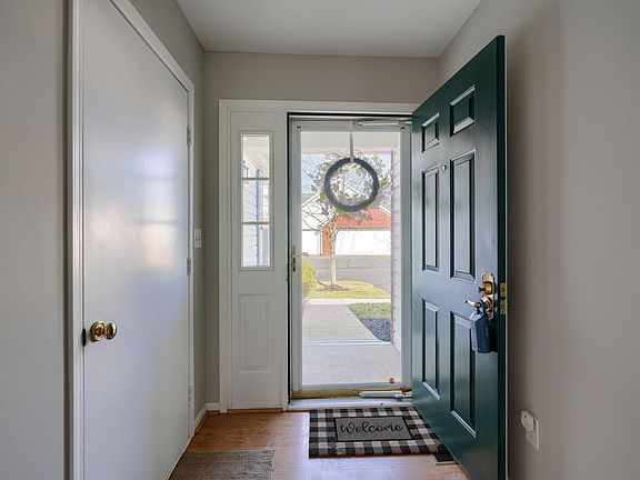 5th image of 8139 Kingfisher Ln