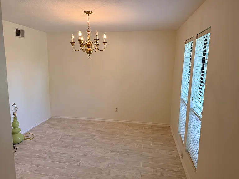 7019 Wyoma Trl — Photo 14