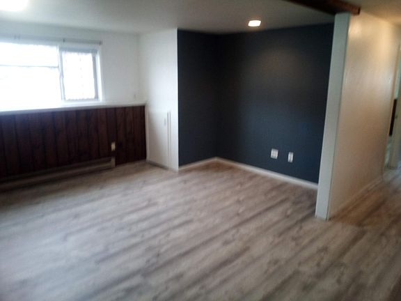 5th image of 907 E Gallatin Ave Unit B