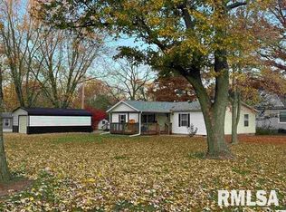 403 N Walnut, Versailles, IL 62378