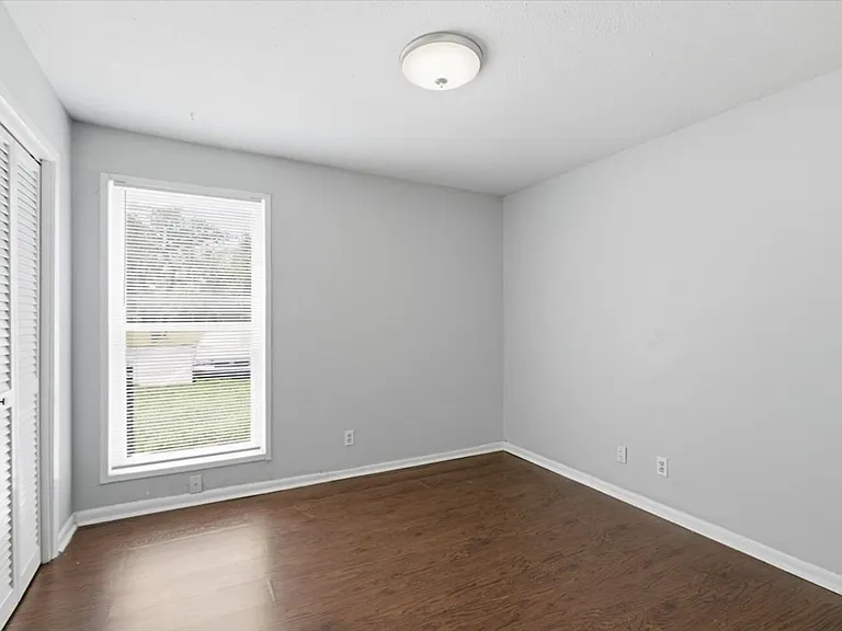 3307 Mayflower Street — Photo 8