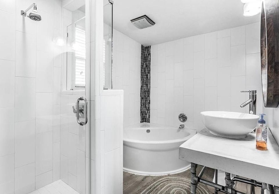 1st image of 1016 Lexington Ave #1A
