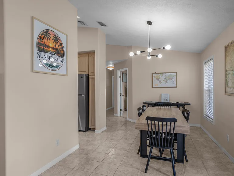 914 N Country Club Dr — Photo 12