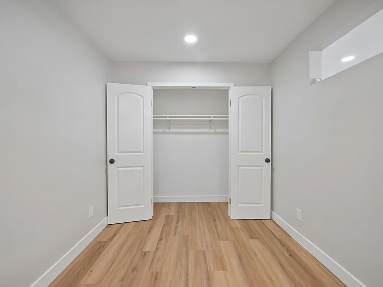 14420 Vista Real Apts — Photo 36
