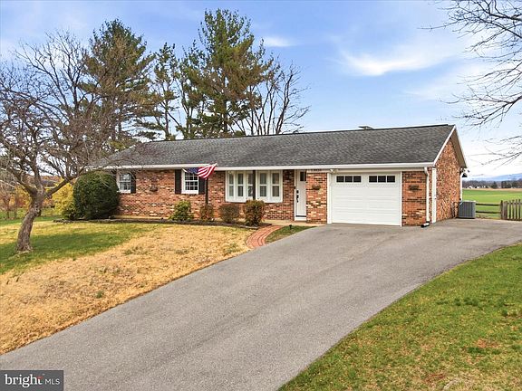 3rd image of 13835 Northcrest Rd