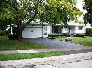 11 Governor Ter, Rochester, NY 14609