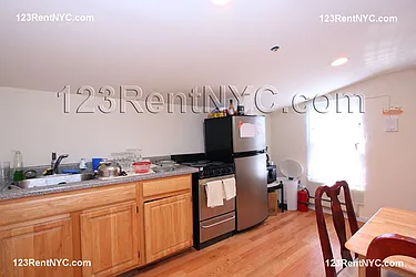 Rented by Chartwell Manhattan Realty