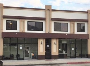 3836 E Foothill Blvd, Pasadena, CA 91107