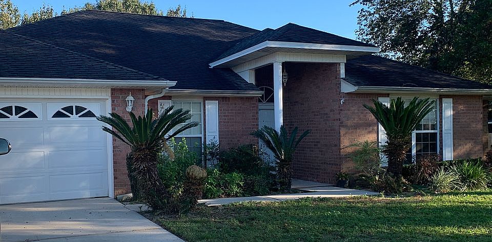 1st image of 303 Egan Dr
