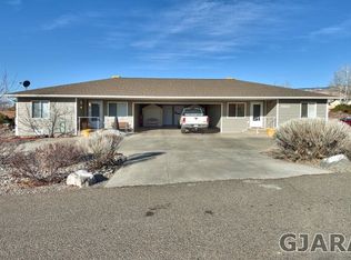 290 NW 9th St APT A, Cedaredge, CO 81413