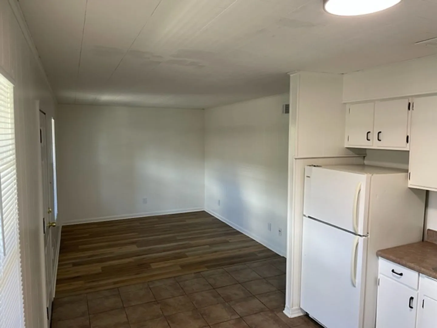 318 Porter Avenue Apts — Photo 3
