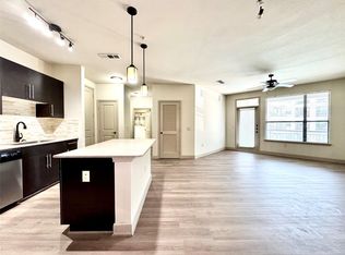 3788 Richmond Ave #1361, Houston, TX 77046