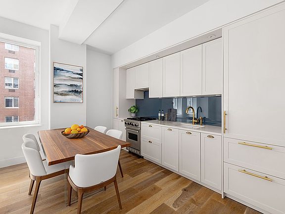 3rd image of 93 Worth St Suite 501