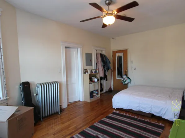 1330 Commonwealth Ave APT 17, Allston, MA 02134