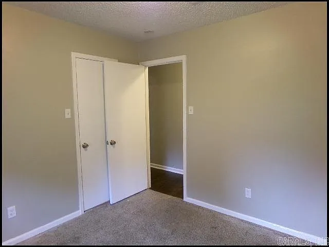 106 Dales Dr — Photo 16