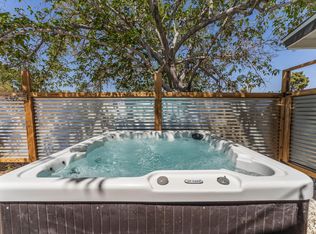 61537 Valley View Dr, Joshua Tree, CA 92252