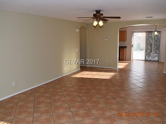 3rd image of 4951 Lunetto Ave