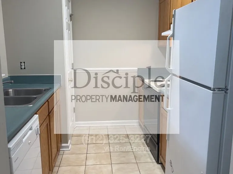 22 E Dubois St #7A — Photo 6