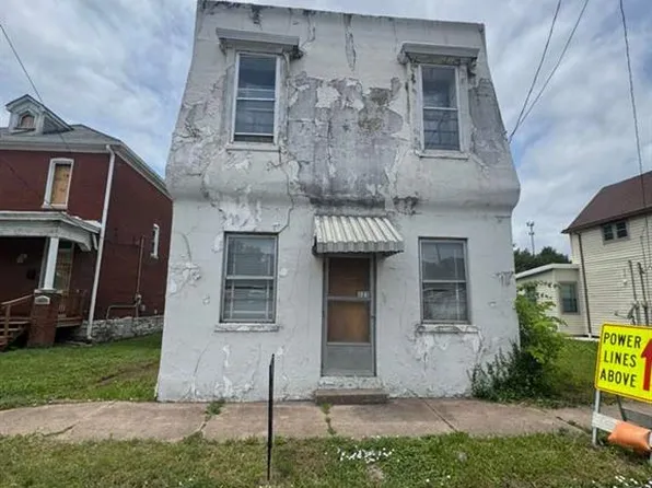 825 S Illinois St, Belleville, IL 62220