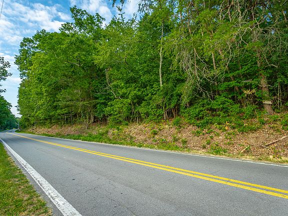 2nd image of 10980 Hixson Pike