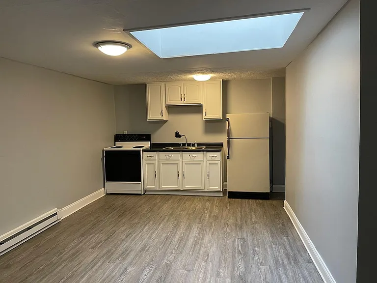 326 Main St #A — Photo 5