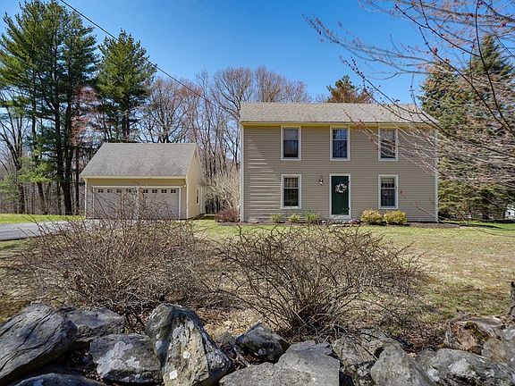 2nd image of 20 Stratton Rd