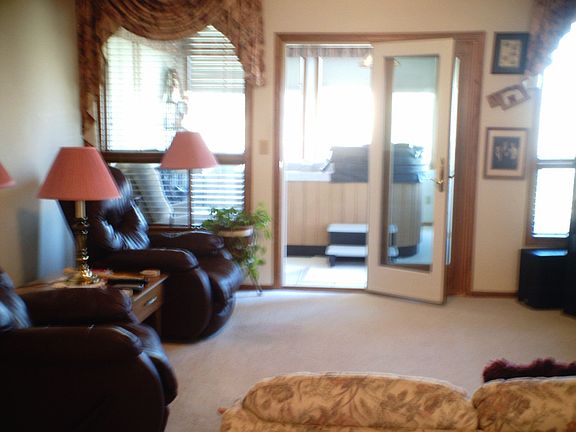 Livingroom W/ Sun porch