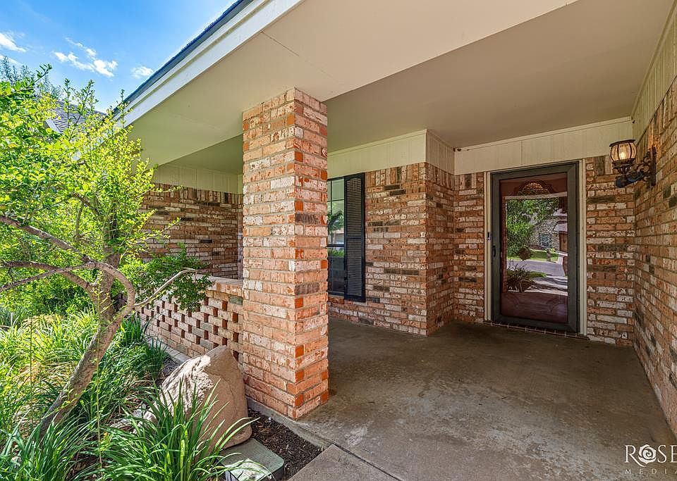 1st image of 3222 Oak Mountain Trl