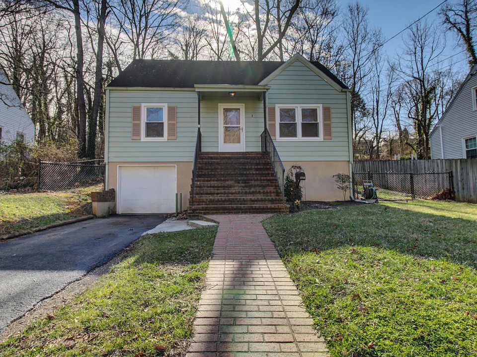 1st image of 2712 Lansing Dr SW