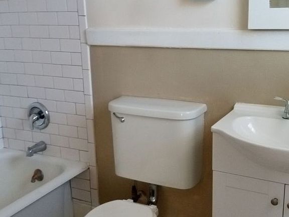 5th image of 2665 Rivermont Ave APT 35