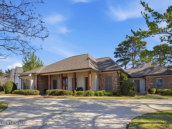 2nd image of 152 Herons Lndg